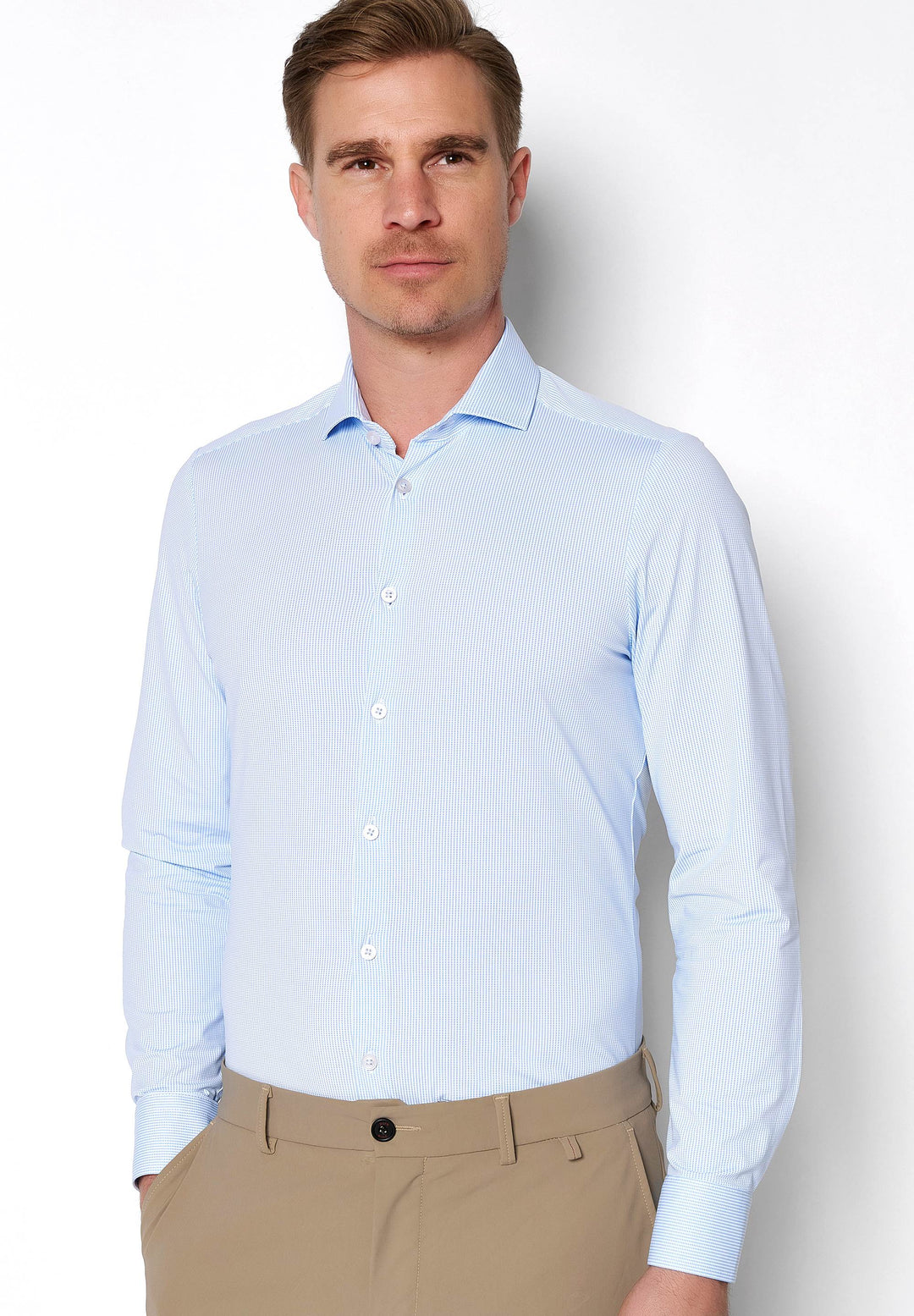 4048-21750 Herren Funktionshemd in Blau mit Langarm und klassischem Kragen. Atmungsaktives, pflegeleichtes Material für optimalen Tragekomfort.