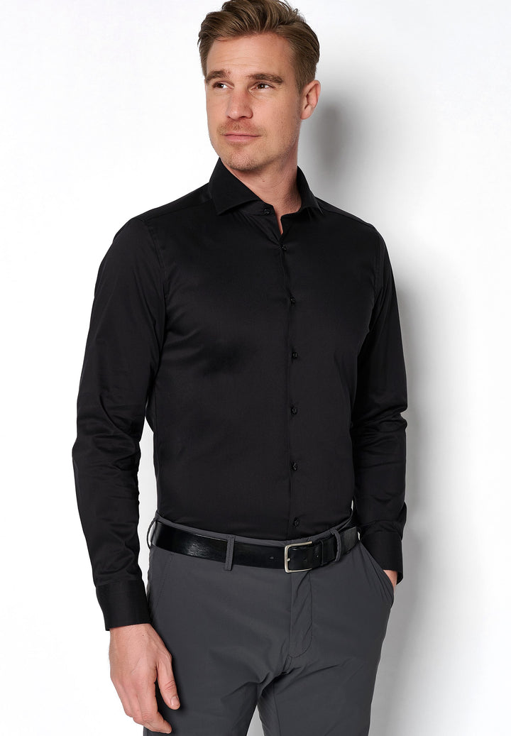 4059-21709 PURE FLXBL Hemd Langarm in Schwarz, flexible Passform. Elegantes Herrenhemd mit Knopfleiste, ideal für Business und Freizeit.