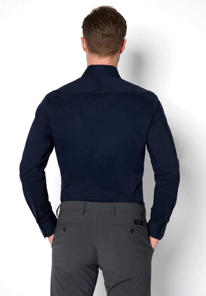 Rückansicht des 4059-21709 PURE FLXBL Hemds in Blau mit Langarm und Flexible Fit. Hochwertige Verarbeitung für maximalen Komfort.