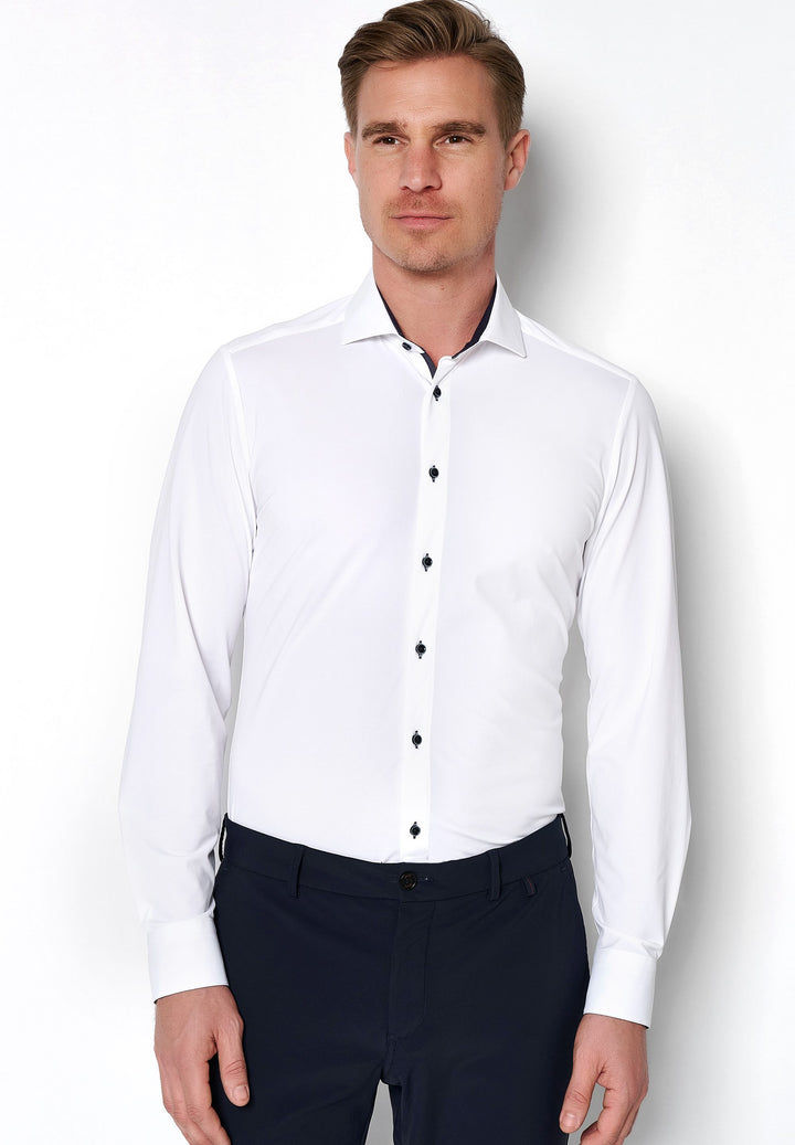 PURE 4060-21177 weißes Functional Hemd für Herren mit Langarm, schwarzer Knopfleiste und modernem Schnitt, ideal für Business-Looks.