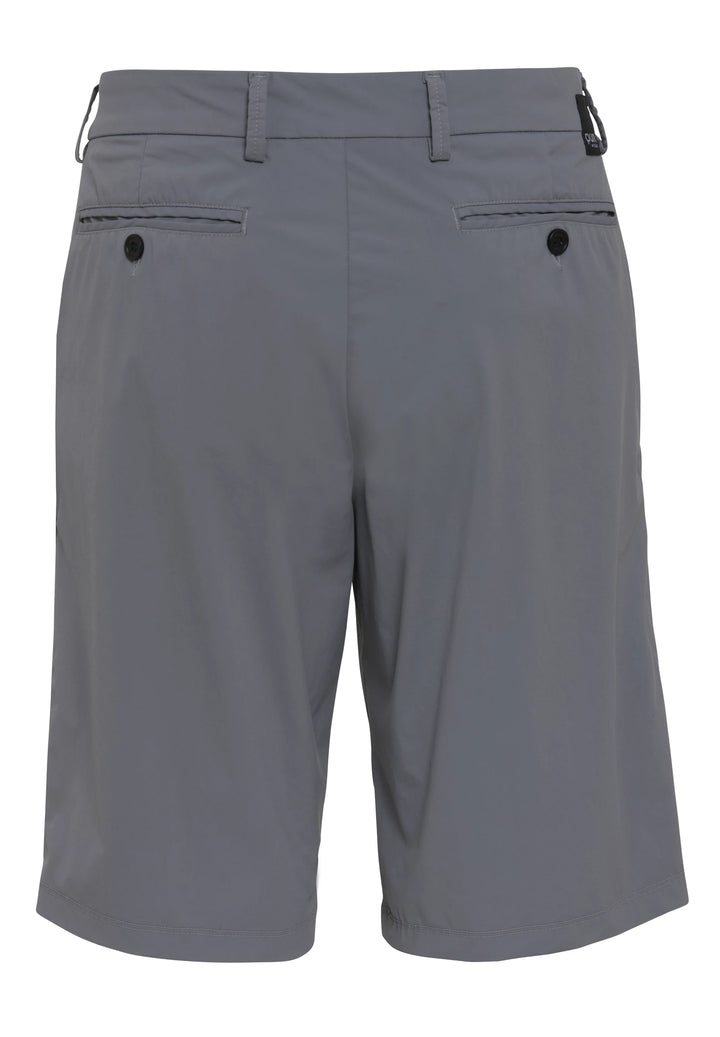 Rückansicht der grauen 4798-92975 PURE Functional Bermuda. Zwei Gesäßtaschen mit Knopfverschluss und dezente Details für einen eleganten Look.