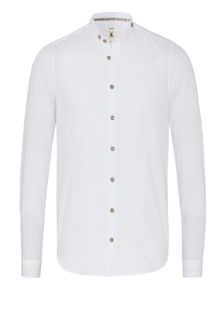Tracht Hemd Slim Fit weiß für Herren aus 100% Baumwolle. Langarm, gestreifter Popeline, pflegeleicht und stilvoll für traditionelle Anlässe.